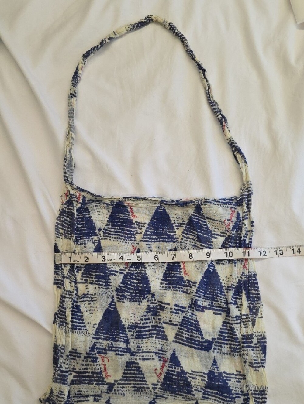Free People Bundle 2 Bags Blue & Cream Boho And Cream Hot Pink - Picture 3 of 8